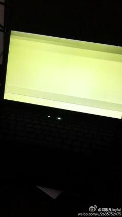 笔记本开起来屏幕一直闪是不是屏幕坏了?能修